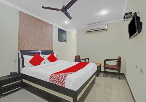 Hotel O Kanak International