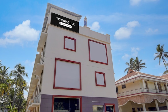 Super Townhouse Kazhakootam Formerly Tajma