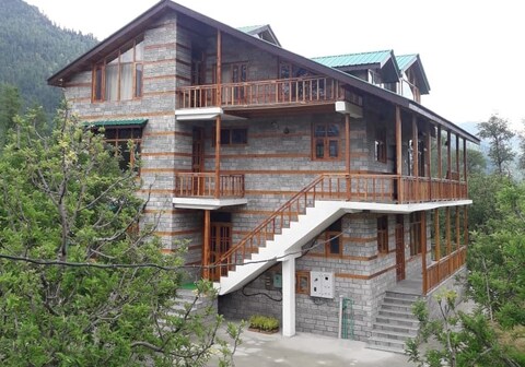 Batahar Villa | Rooms & Kitchen