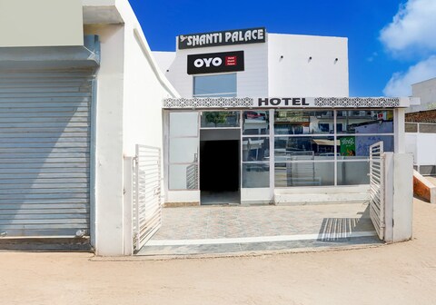 Hotel O Shanti Palace