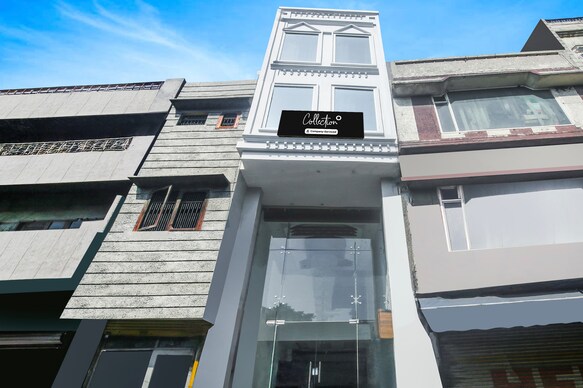 Super Collection O Amritsar Near Railway Station
