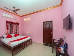 OYO 18450 Puduvai Inn Guest House, Pondicherry OYO 18450 Puduvai Inn Guest House, Pondicherry