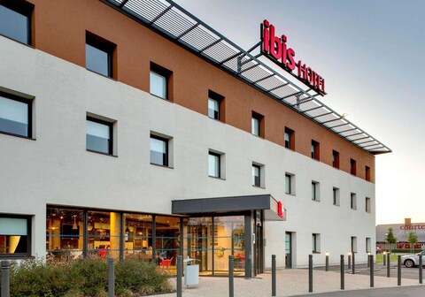 ibis Montceau les Mines