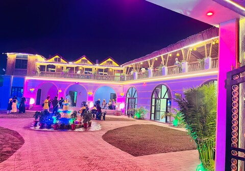 La Pahi Palace - Premium Banquet & Resort