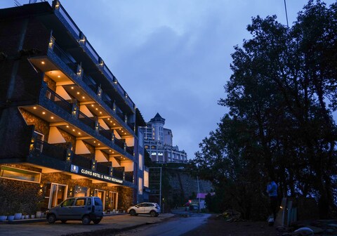 Clovis Hotel & Restaurant