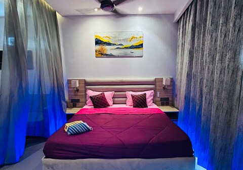 Skyline Studio Noida at supernova