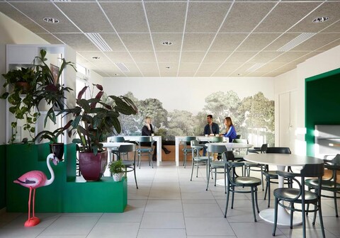 ذا سوشيال هاب باريس لا ديفينس