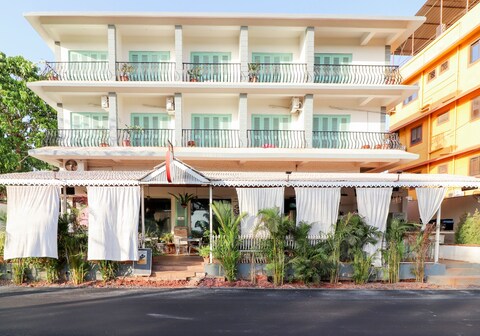 Woke Morjim Hostel | Rooms & Dorms