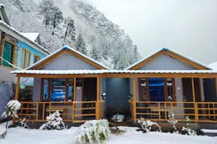 wooden Cottage Lee Garden, Kasol wooden Cottage Lee Garden, Kasol