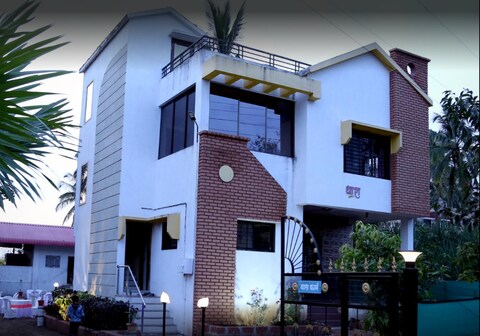 Dhara Resort and Homestay