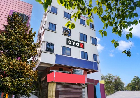 Hotel O Shyama Palace