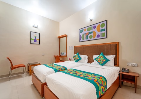 Treebo Sam Residency