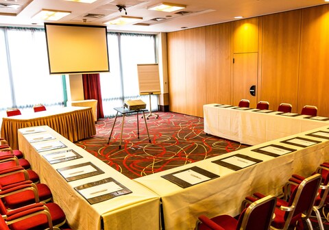 Holiday Inn Budapest-Buda