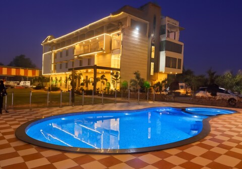 RADHE KRISHNA RESORT