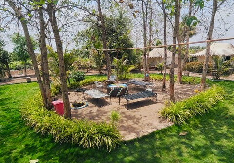 Mangoose Gir Farm House