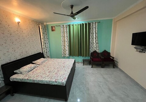 home in palampur tea gardens