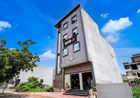 Hotel O Luxe Paradise