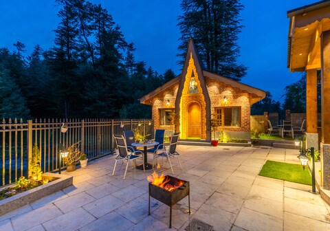 StayVista at Apple @ Swiss Chalet - Tangmarg