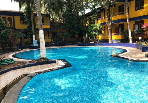 Lovely 2 BHK Apartment | Kitchen & Pool