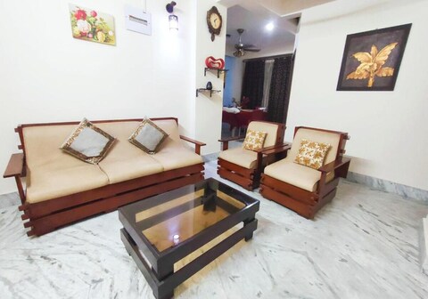 Baan Homestay | Room in Apartment