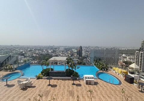 The cloud nine studio Pool Gym Pure comfort