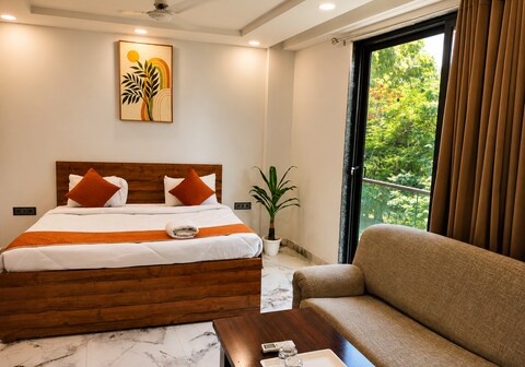 Hotel Deora