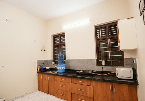 Happy Home Jaipur | Peaceful Villa w/ Garden