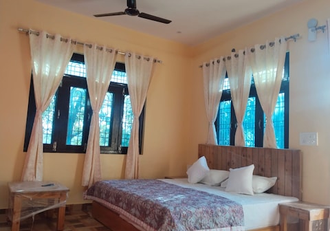 Ija Homestay
