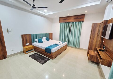 S K Lodge | 5 min walk from E-com tower
