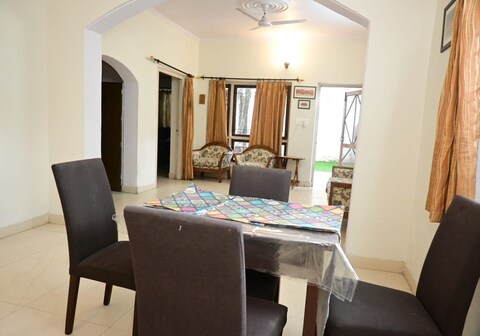 The Finley House | Hill View & Near Kainchi Dham