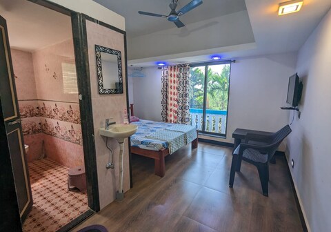 Kambli Homestay Ozar