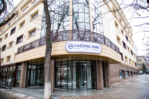 Kazzhol Park Hotel