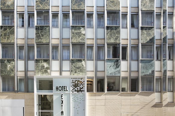 Ekta Hotel