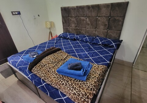 Room in a Villa Near SIDCUL Haridwar