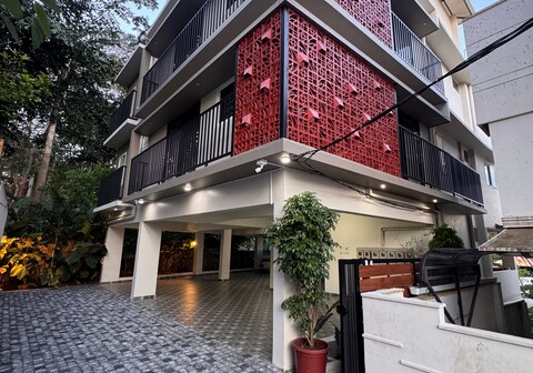 1B Golf Green Enclave