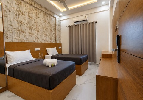 Z Express Aradhana
