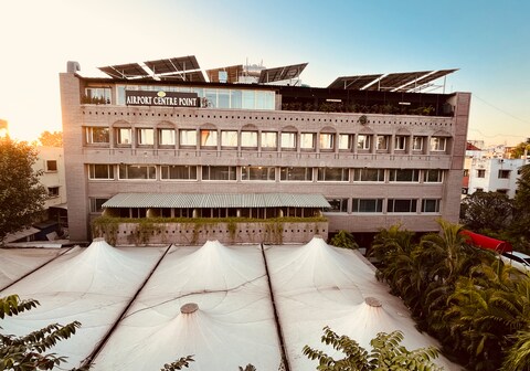 Hotel Airport Centre Point