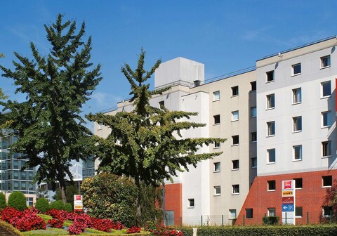 ibis Saint Denis Stade Sud