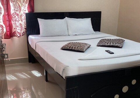 EasyNest Service Apartment