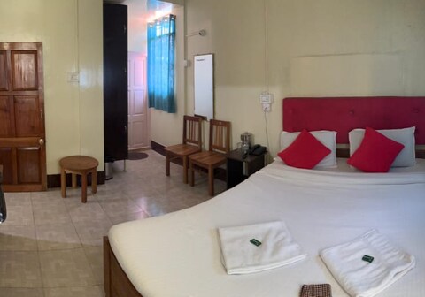 Stay at Jo' s Guest House