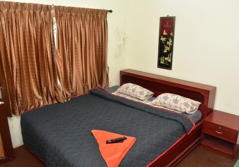 FLGHR Iniyan villa and rooms