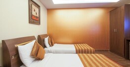 HOTEL LE SEASONS, Delhi HOTEL LE SEASONS, Delhi