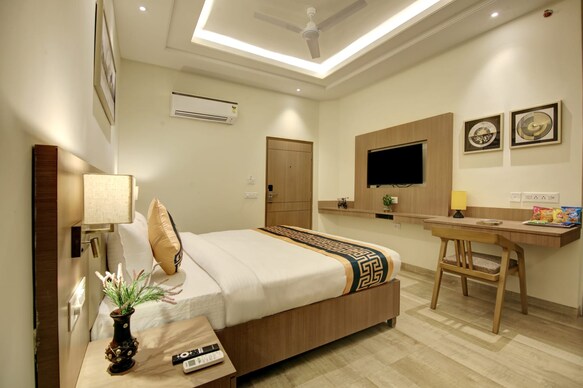 Hotel IVY @ Delhi Airport
