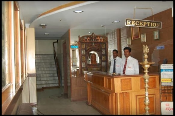 Hotel Aryaas Ressidence