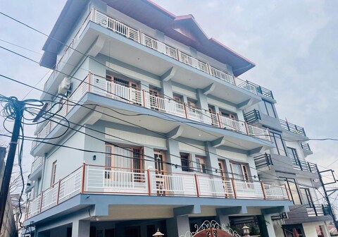 Cozy Retreat l Your Home Away