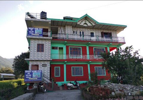 Ishant HomeStay