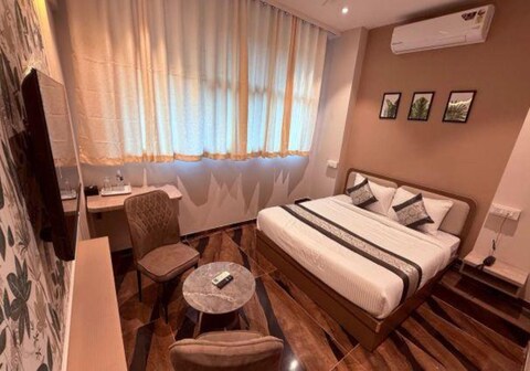 FabHotel Melody NX