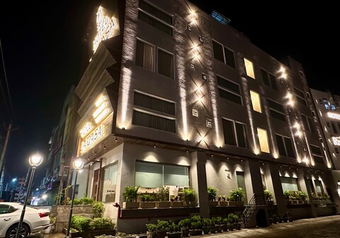 La Qasa Hotel & Restaurant