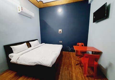 Hotel O D.R. Hotel & Residency Restaurant