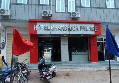 Hotel Chandrika palace